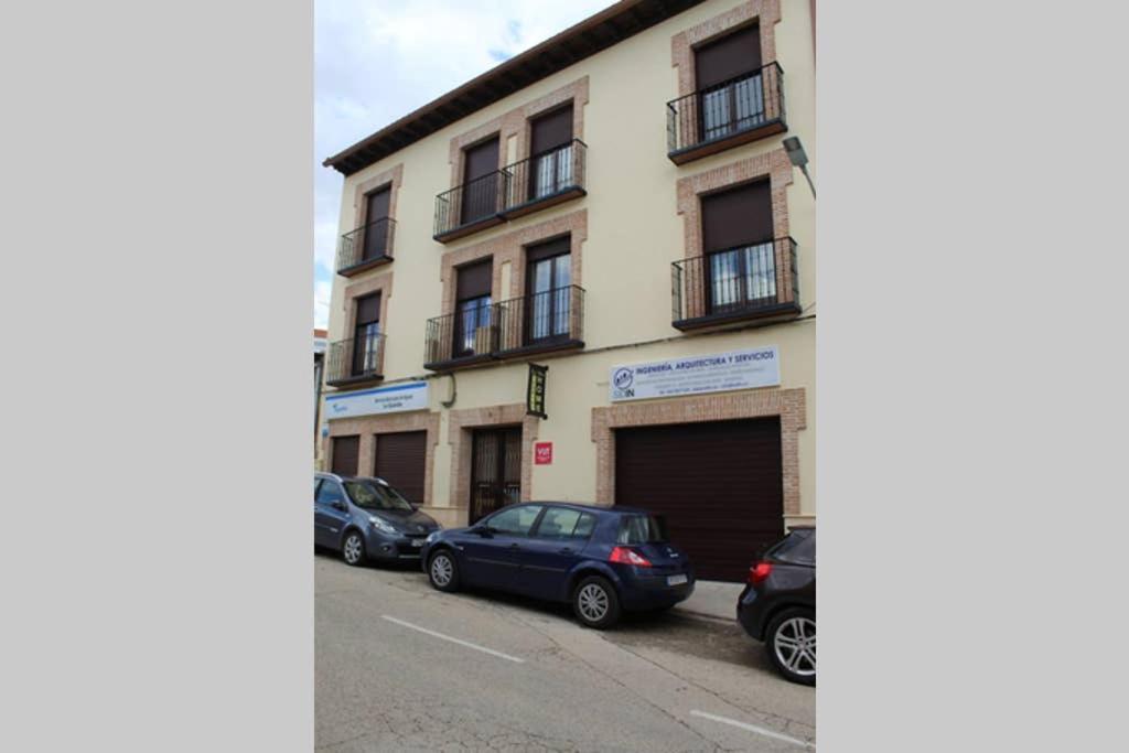 לה גוארדיה Los Pilares Tourist Home מראה חיצוני תמונה