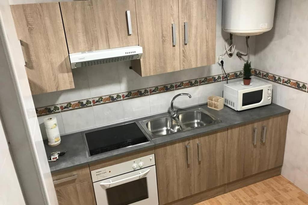 לה גוארדיה Los Pilares Tourist Home מראה חיצוני תמונה
